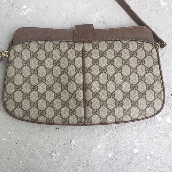 Vintage Gucci Crossbody - Picture 4 of 10